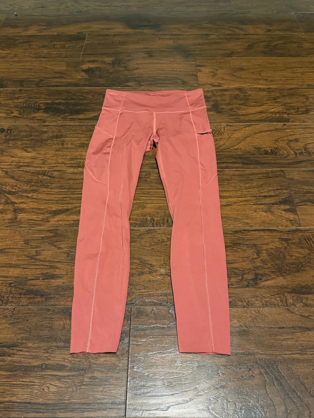 Lululemon women’s cherry tint fast and free high rise tight 25” leggings size 6